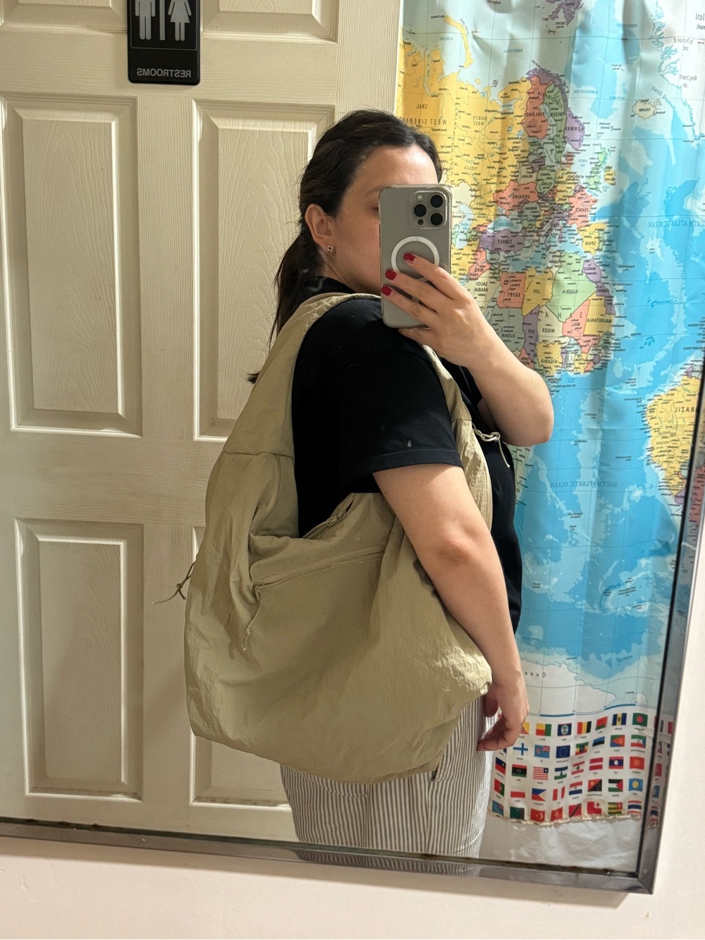 Spacious Cream Shoulder Tote Bag